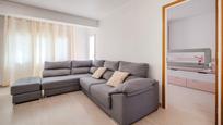 Living room of Flat for sale in Girona Capital  with Air Conditioner, Heating and Terrace