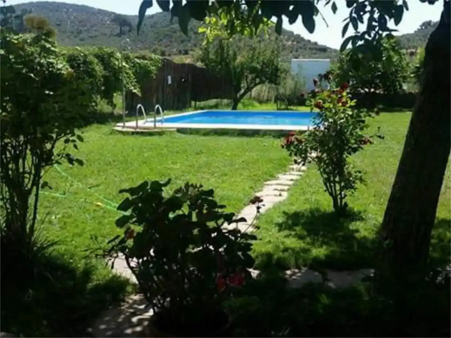 Piscina de Casa o xalet en venda en Guadalcanal amb Jardí privat i Piscina