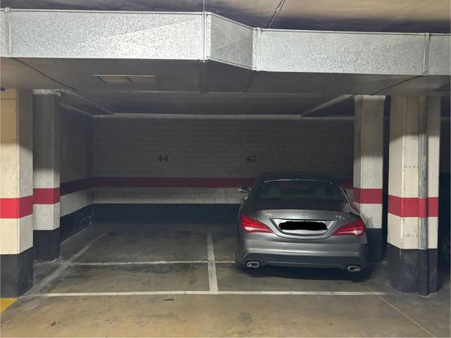 Garaje en Venta en Calle Murillo, 11 en San Claudio - La Chantría
