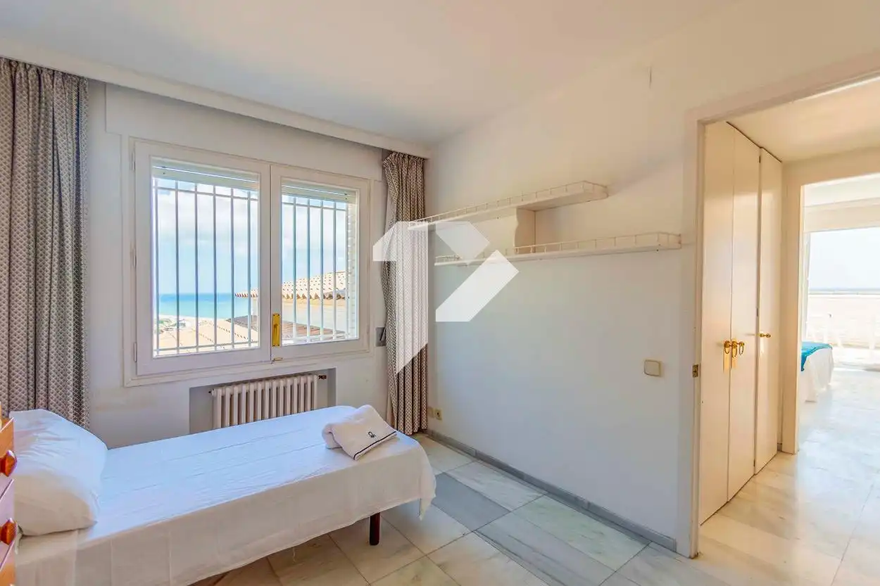 Bedroom of Houses for sale in Castelldefels  with Private garden, Terrace and Community pool