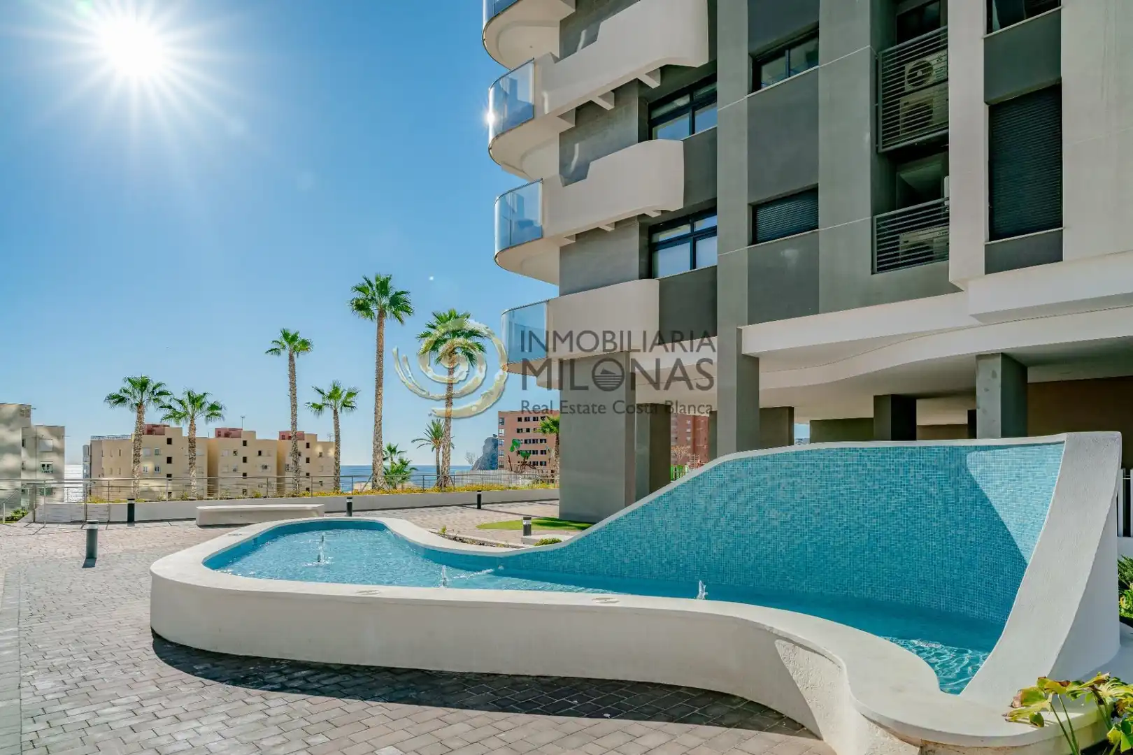 Piscina de Apartament en venda en Benidorm amb Aire condicionat, Terrassa i Traster