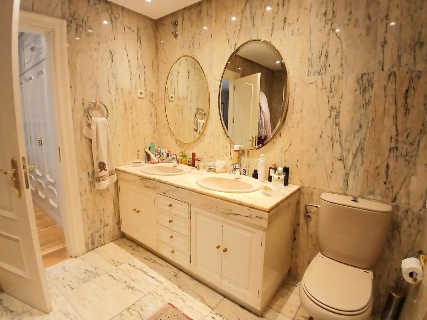 Bathroom of Flat for sale in Madrid  with Air Conditioner, Heating and Private garden