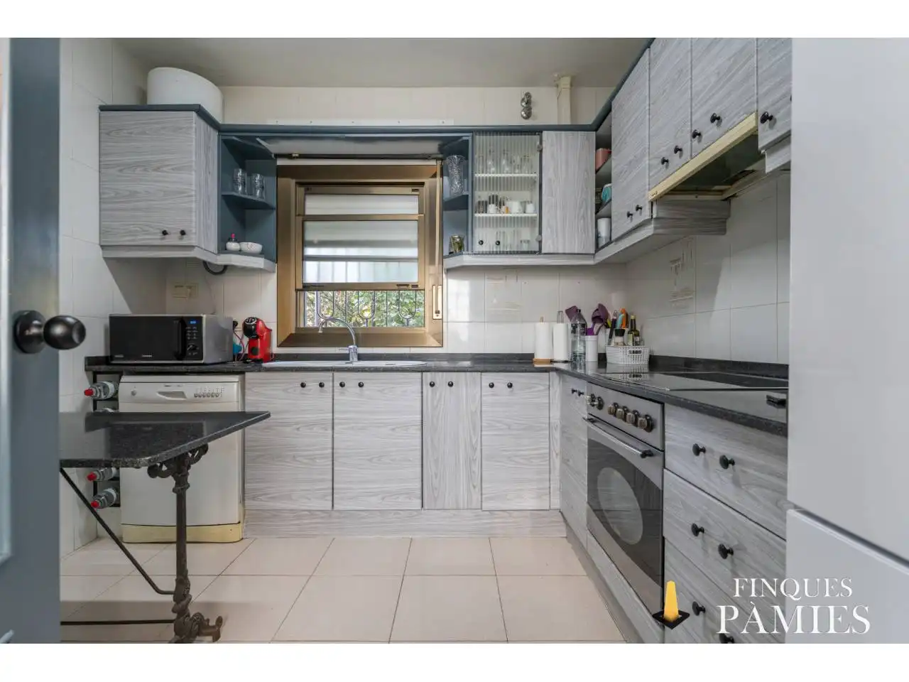 Cocina de Finca rústica en venta en Reus con Aire acondicionado, Calefacción y Jardín privado