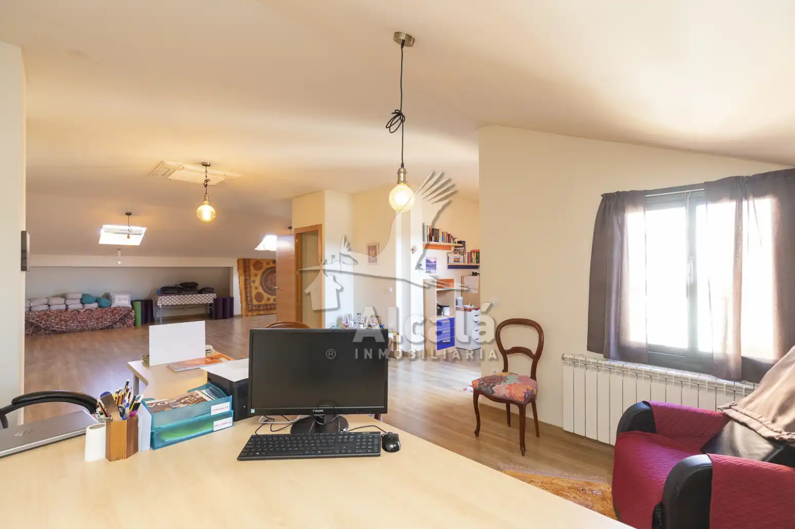 Sala d'estar de Casa o xalet en venda en Alcalá de Henares amb Aire condicionat, Calefacció i Jardí privat