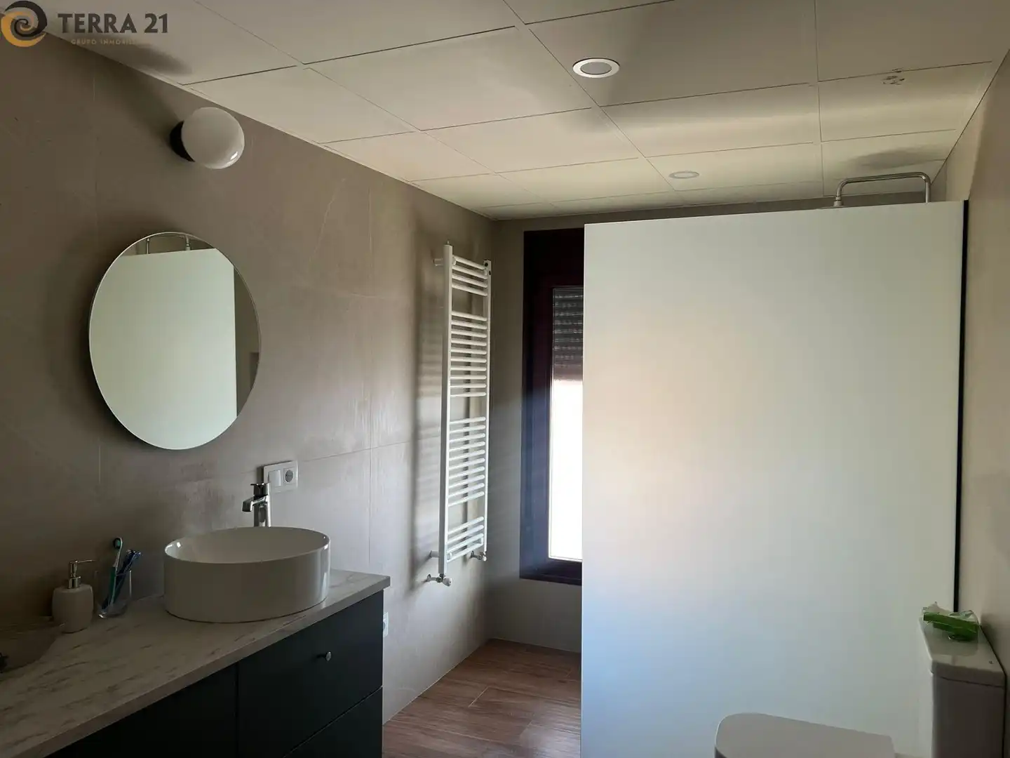 Bathroom of Houses for sale in Jaén  with Air Conditioner, Private garden and Swimming Pool