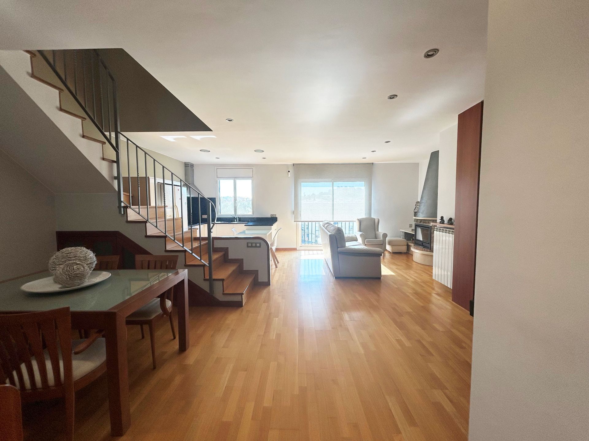 Living room of Duplex for sale in Torelló  with Air Conditioner, Heating and Terrace