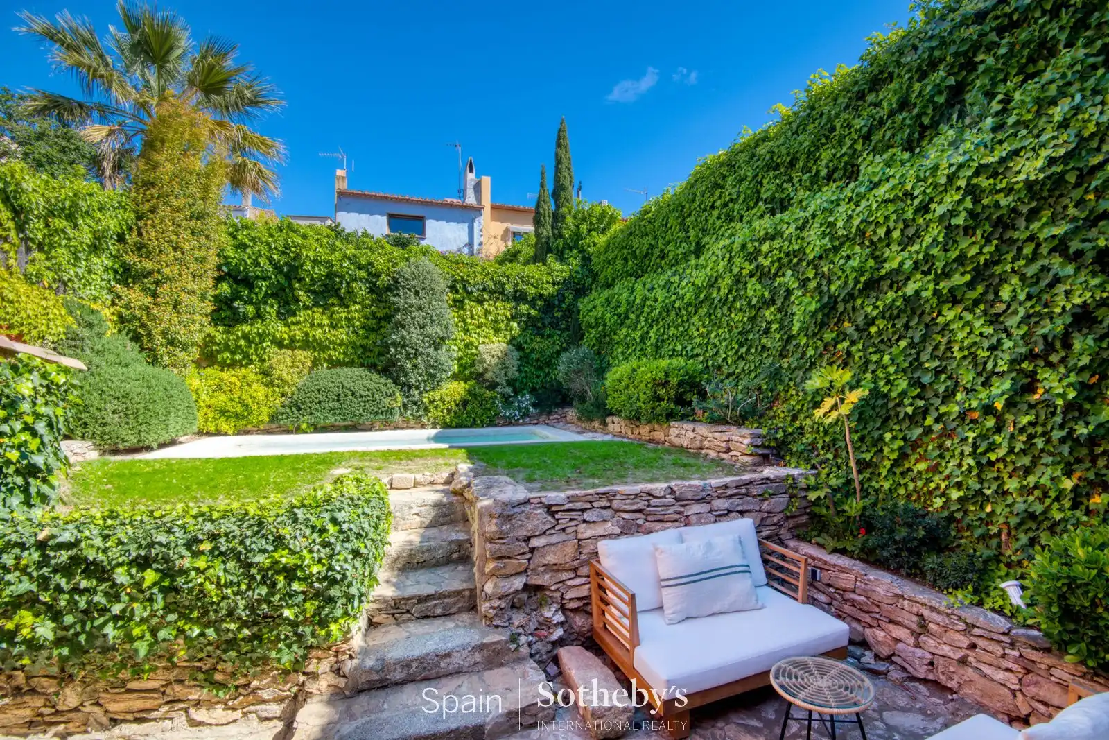 Maison avec piscine à vendre à Carrer de Fraderic Sirés i Puig, imagen 2