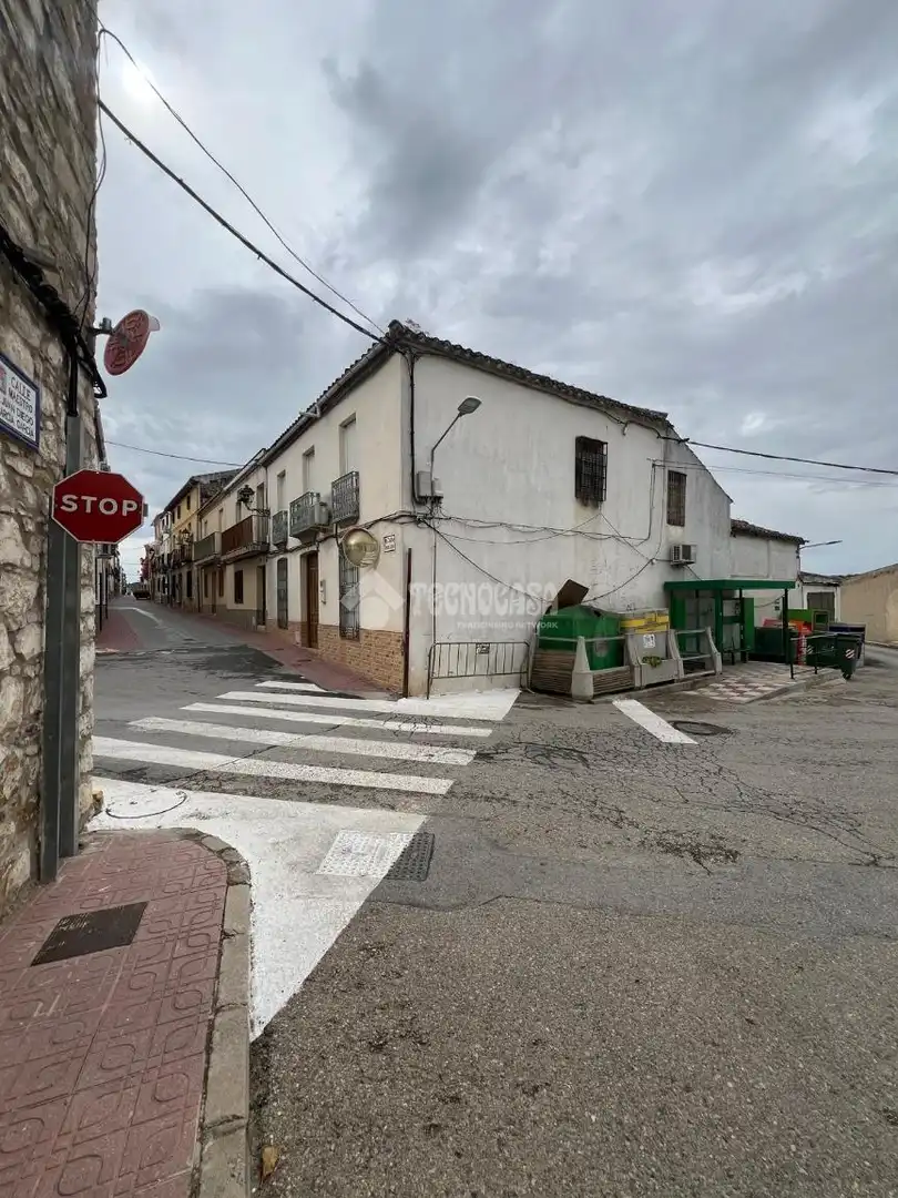 Vista exterior de Casa adosada en venta en Lupión, Jaén