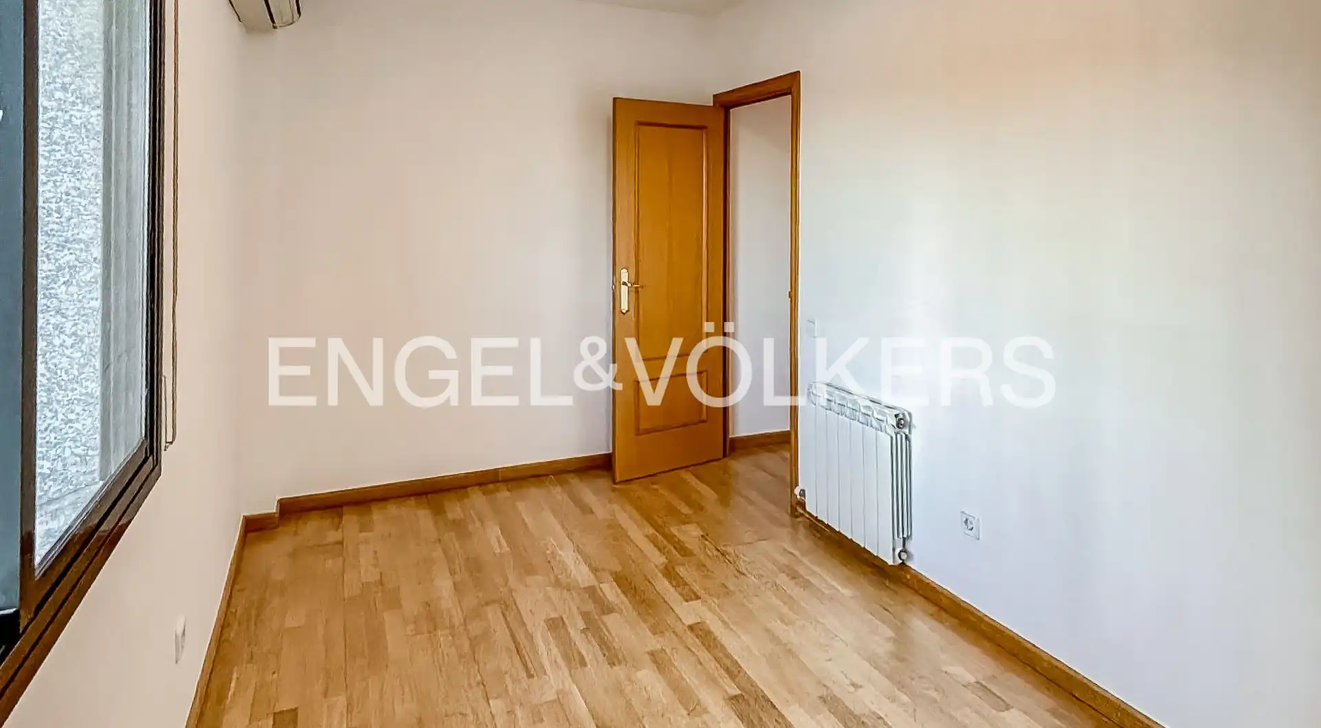 Piso de alquiler en Sant Feliu de Llobregat con Aire acondicionado, Calefacción y Parquet