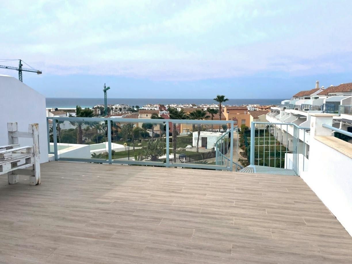 Terrassa de Apartament en venda en Zahara de los Atunes amb Aire condicionat, Calefacció i Terrassa