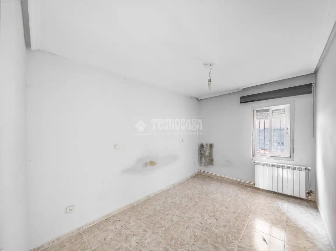Habitación de Piso en venta en Madrid con Aire acondicionado y Calefacción