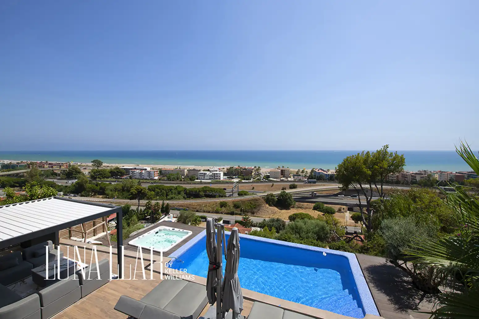 Terrasse von Haus oder Chalet zur Miete in Sitges mit Klimaanlage, Terrasse und Möbliert