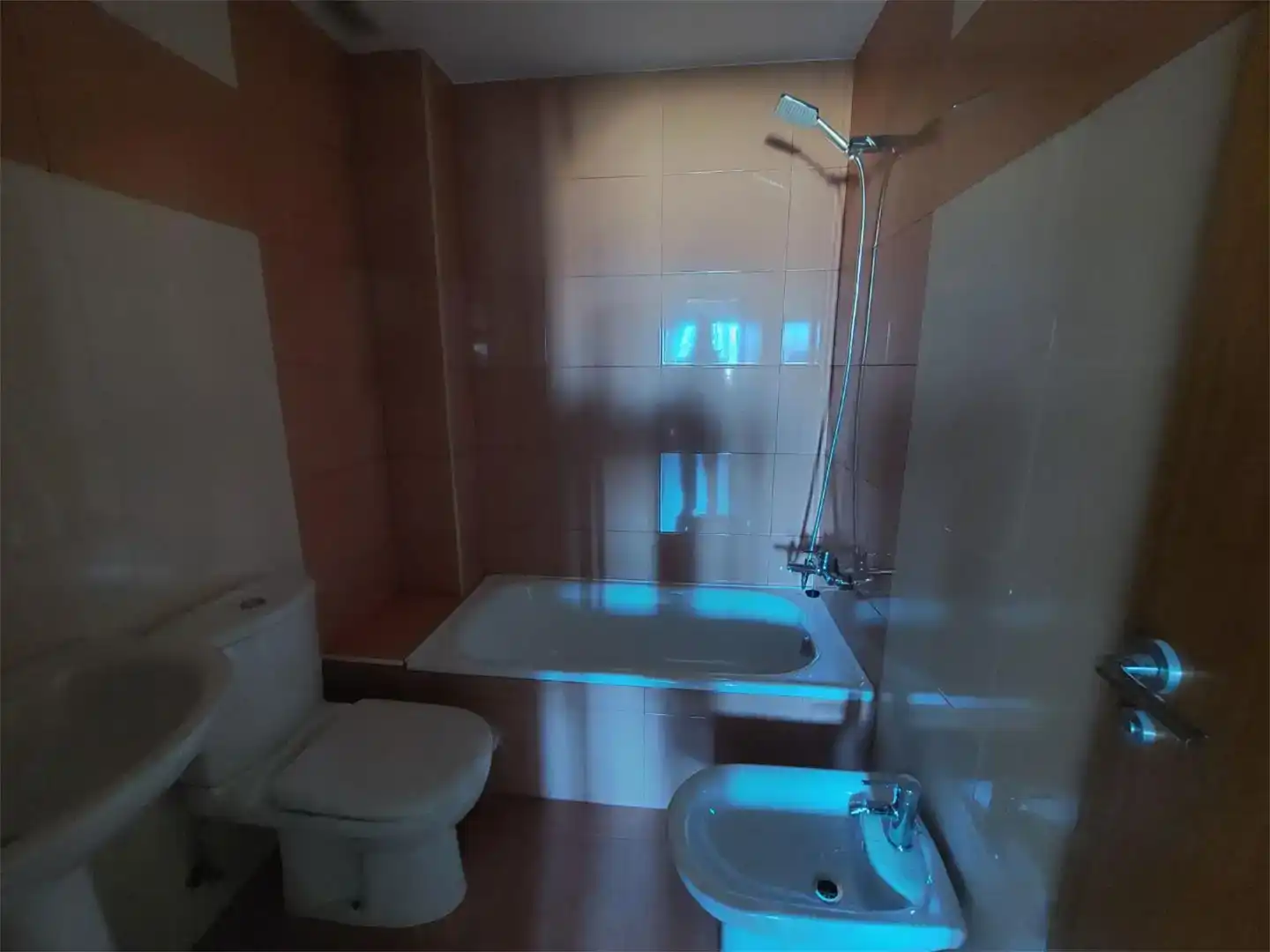 Bany de Pis en venda en Chilches / Xilxes amb Piscina i Balcó