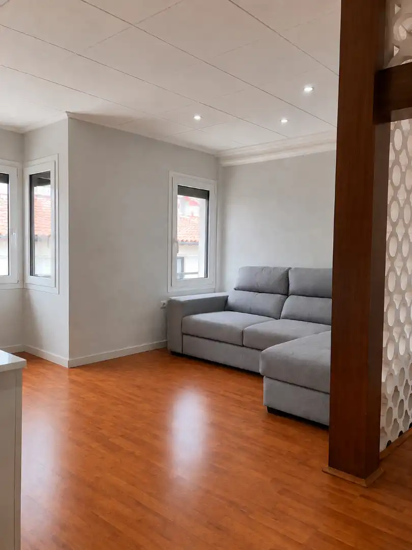 Piso con terraza en venta en Carretera d'Olot, imagen 6