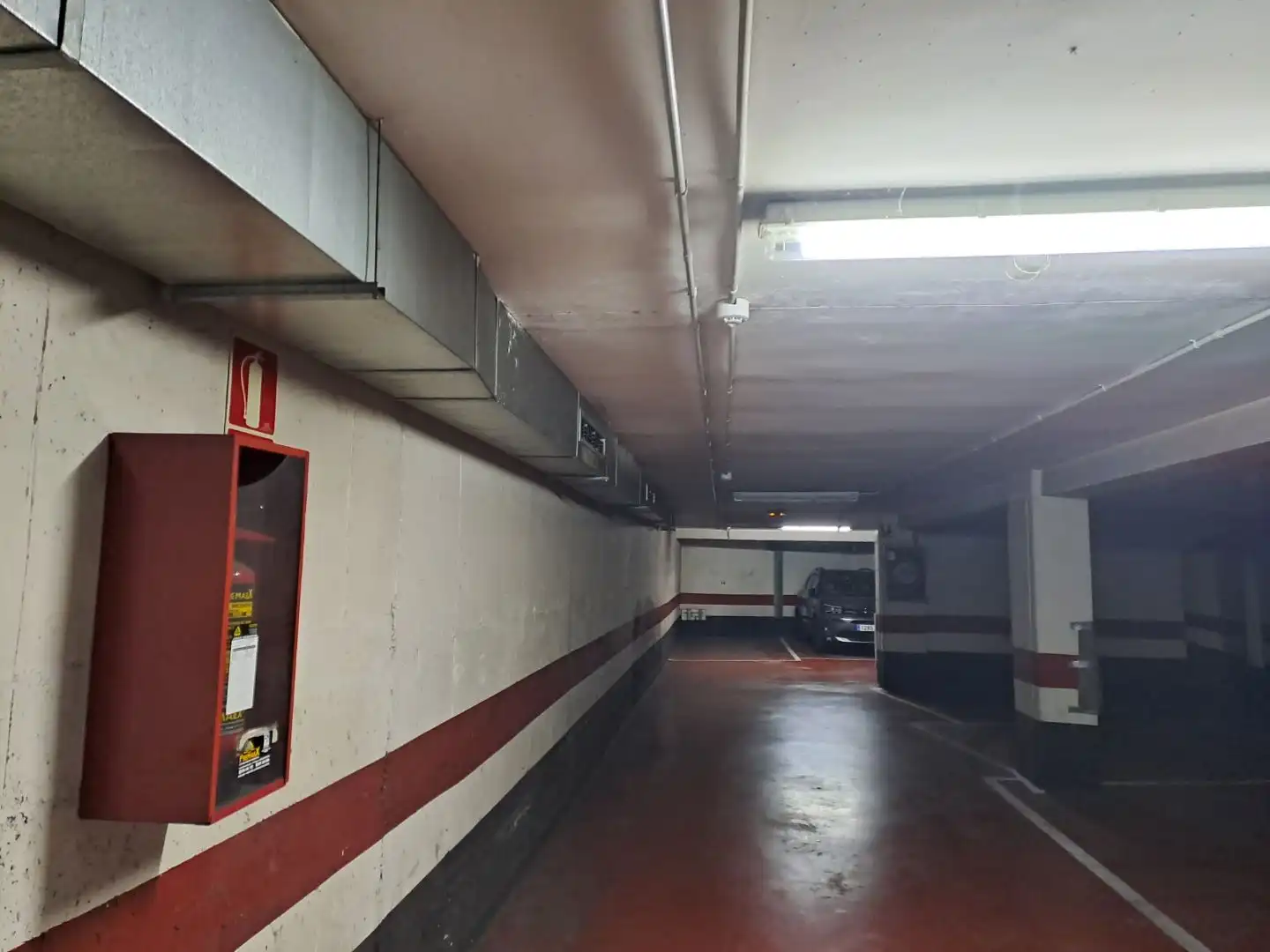 Aparcament de Garatge de lloguer en Zaragoza