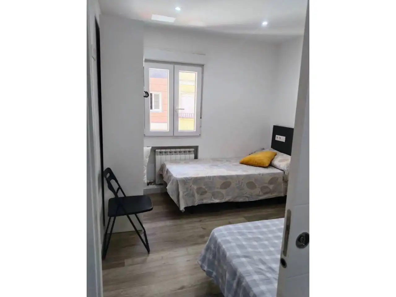 Bedroom of Flat for rent in Burgos  with Heating and Furnished