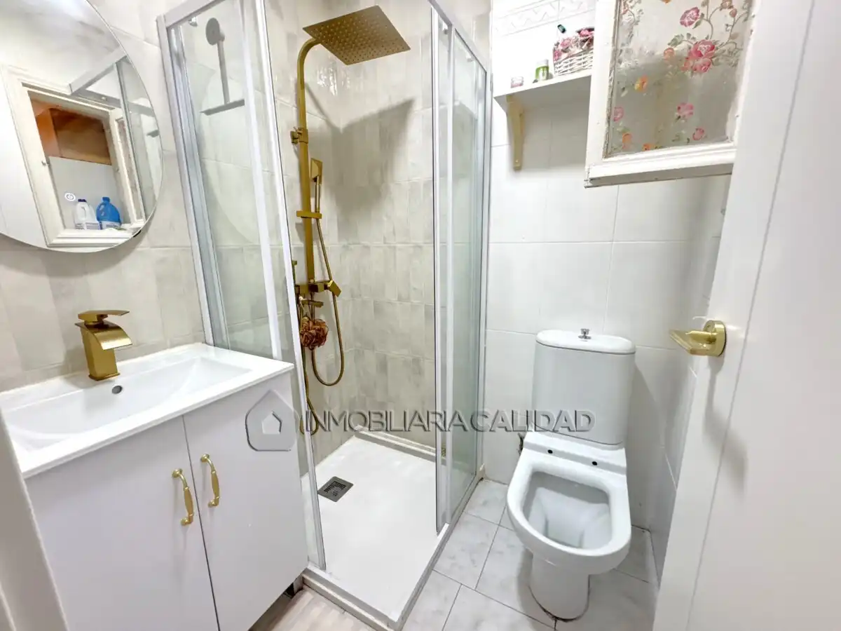 Badezimmer von Haus oder Chalet zum Verkauf in Burgos mit Heizung
