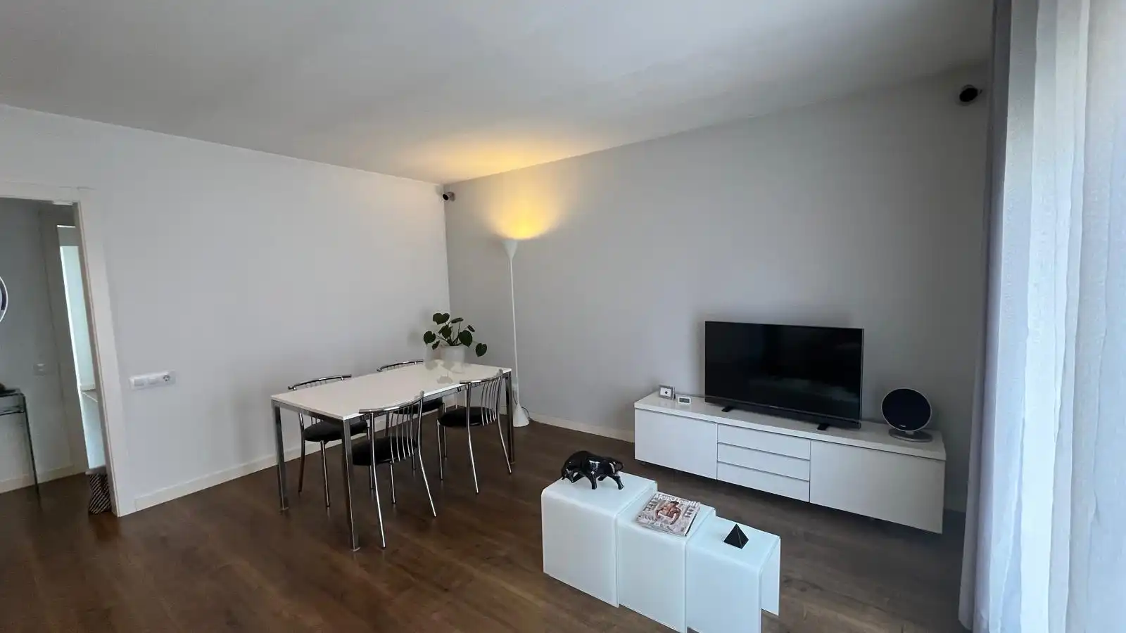 Living room of Flat for sale in Sant Pere de Ribes  with Parquet flooring, Terrace and Oven