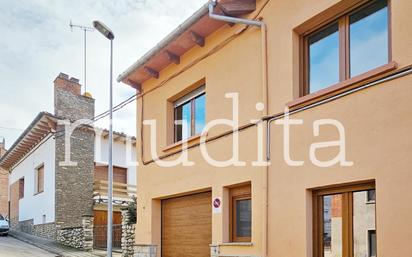 Exterior view of Single-family semi-detached for sale in Roda de Ter  with Heating, Terrace and Oven