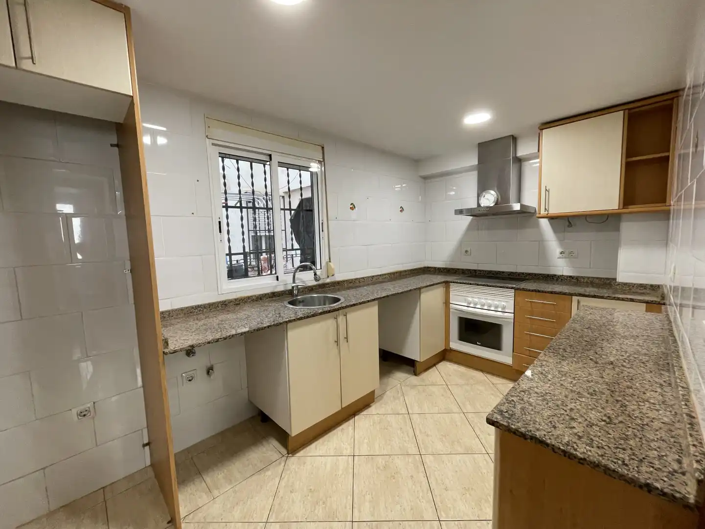 Cocina de Piso en venta en Valencia con Aire acondicionado