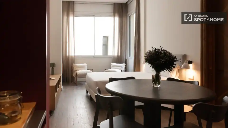 Appartamento in affitto a Eixample, imagen 2