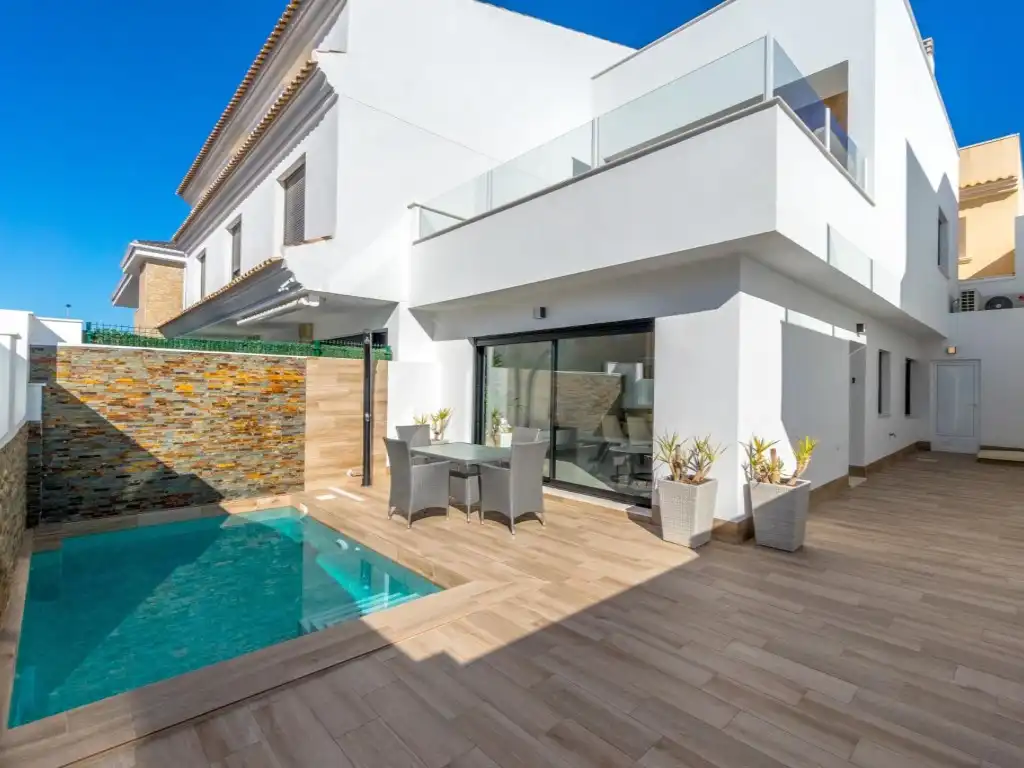 Casa con piscina in vendita a San Pedro del Pinatar