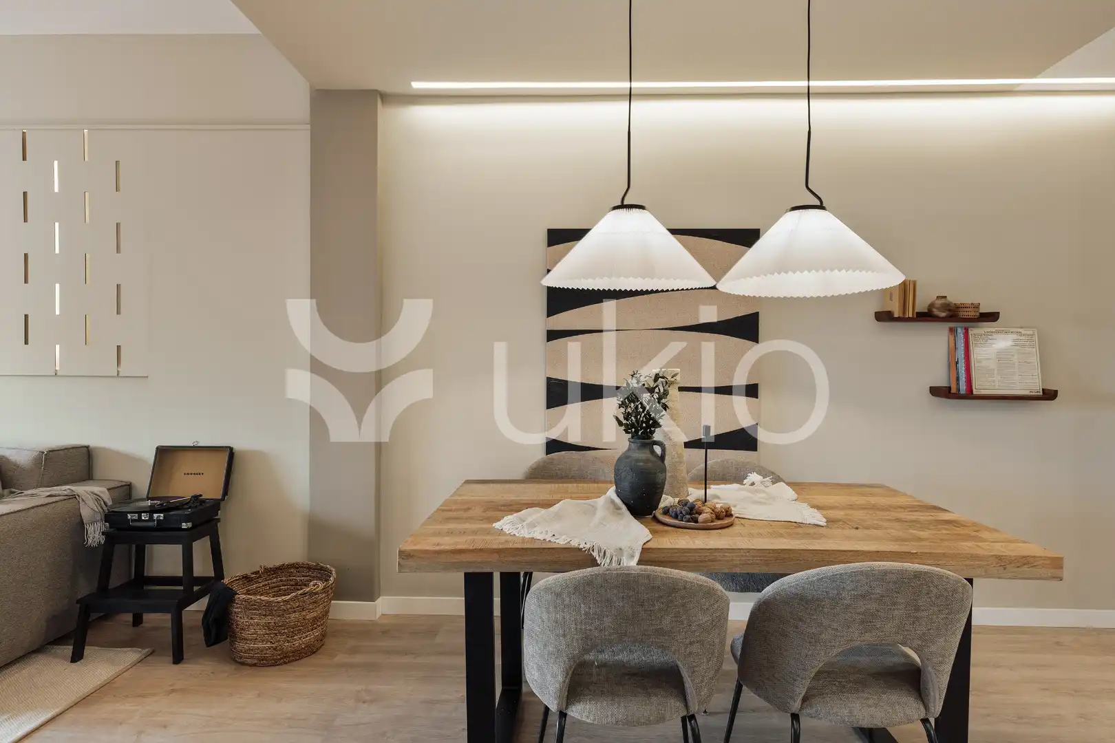 Dining room of Apartments for rent in Barcelona  with Air Conditioner, Heating and Furnished