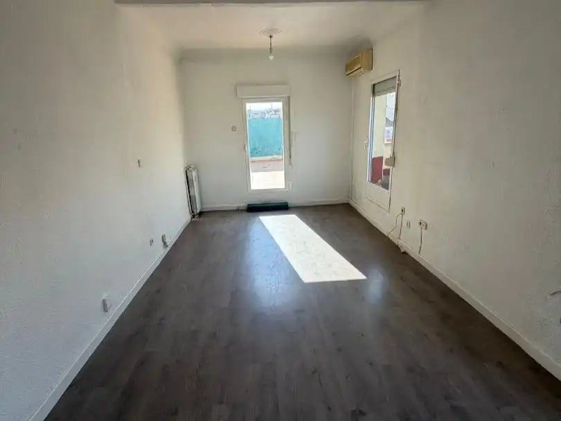 Sala de estar de Ático en venta en  Madrid Capital con Aire acondicionado, Terraza y Balcón