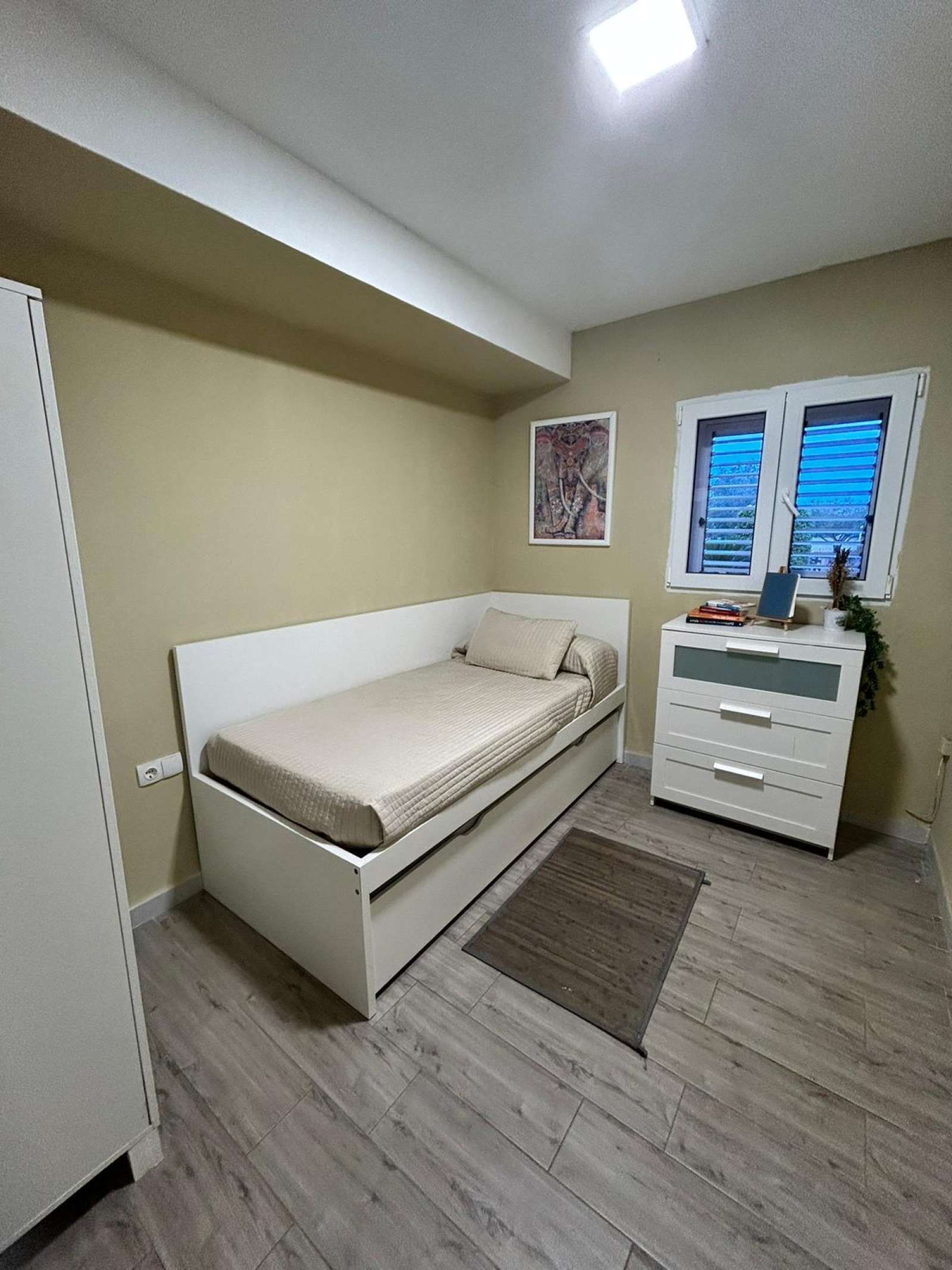 Bedroom of Flat to share in San Antonio de Benagéber  with Air Conditioner, Heating and Terrace