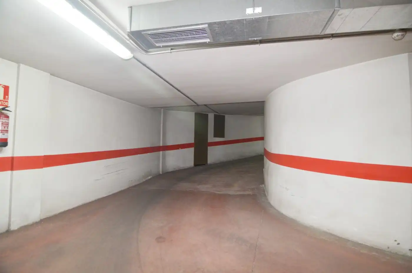 Einzelparkplatz zum Verkauf in Rollo - Puente Ladrillo, imagen 9