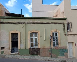 Vista exterior de Casa o xalet en venda en  Almería Capital