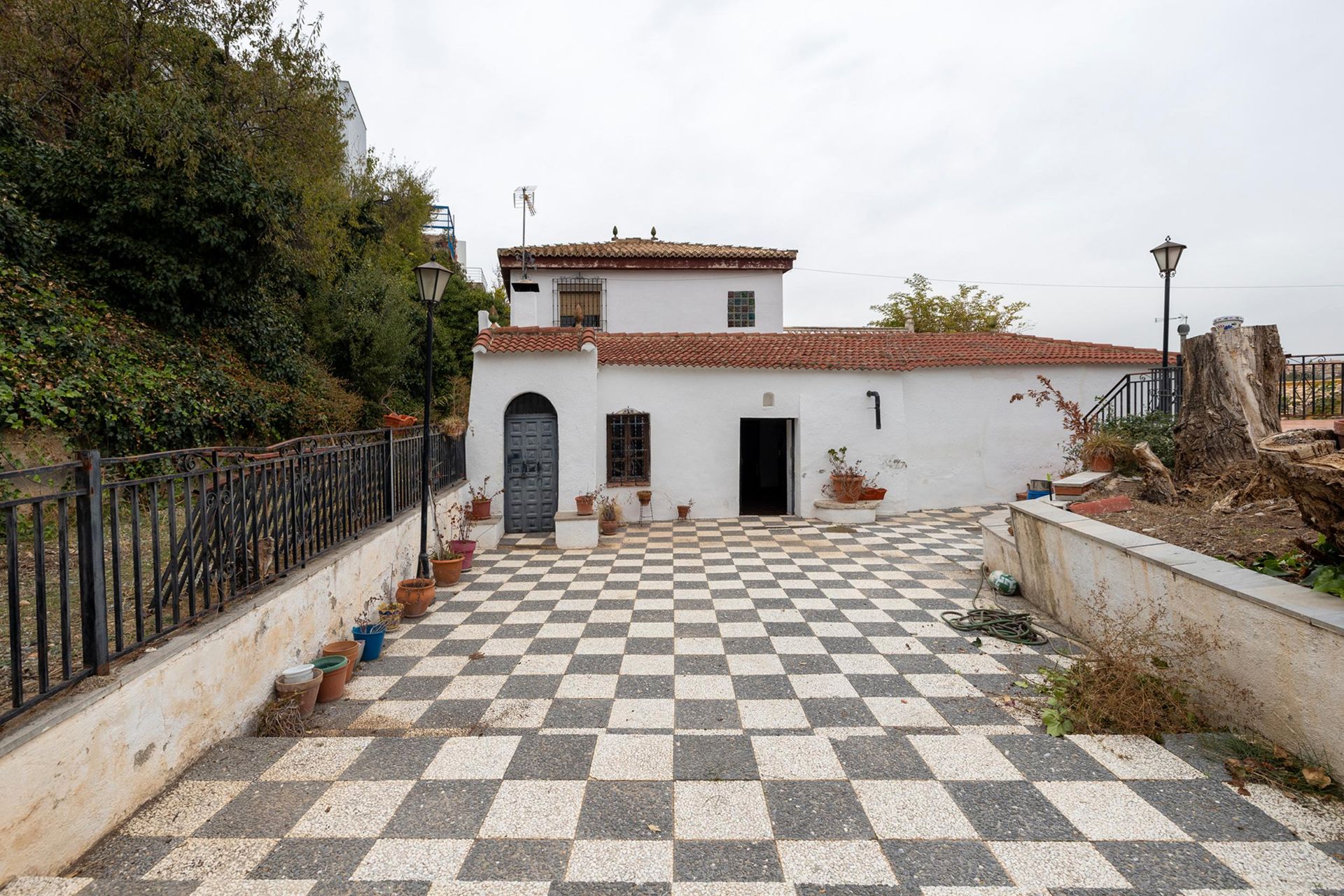 Vista exterior de Finca rústica en venda en Dílar amb Jardí privat