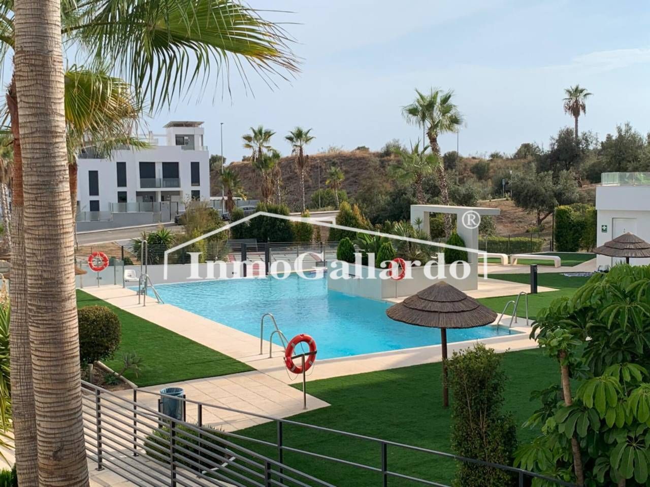 Jardí de Casa adosada en venda en Rincón de la Victoria amb Aire condicionat, Calefacció i Terrassa