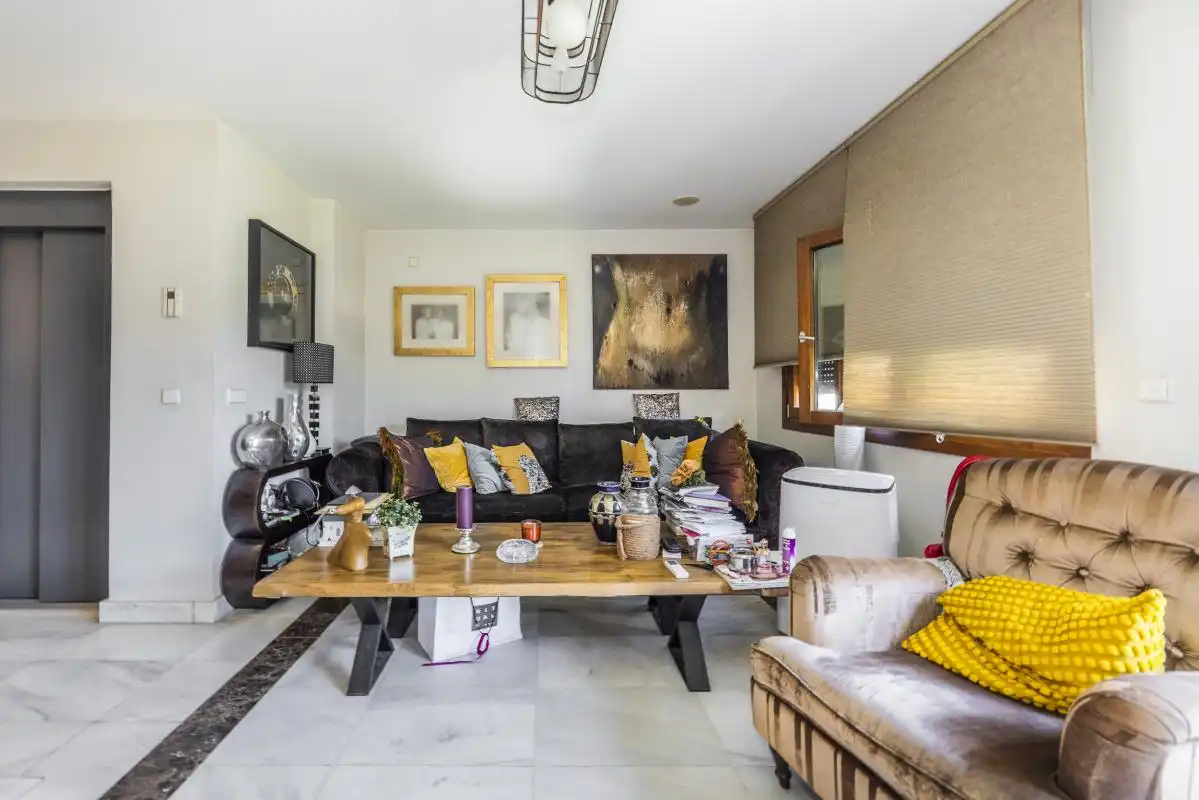 Casa adosada en venta en C. Gutiérrez Canales, Canillejas