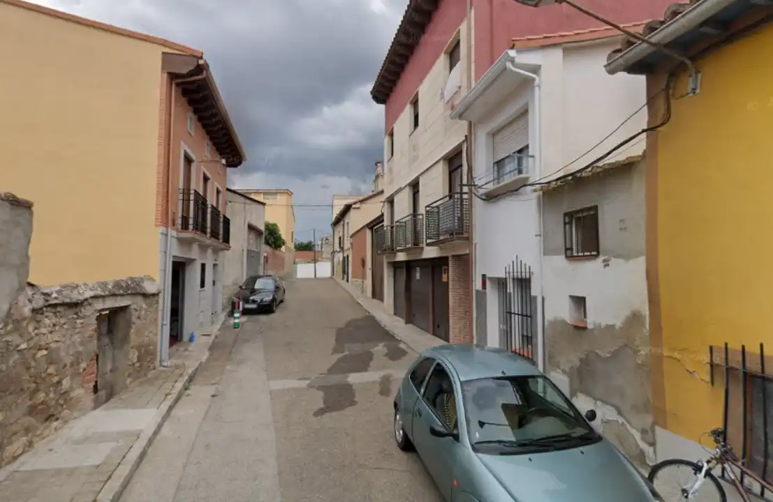 Adossat en venda a MELCHOR DE LIÑAN, imagen 2