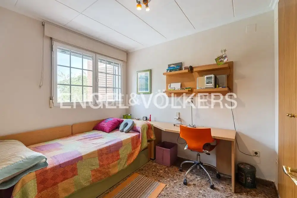 Habitación de Casa o chalet en venta en Valencia con Aire acondicionado, Calefacción y Terraza