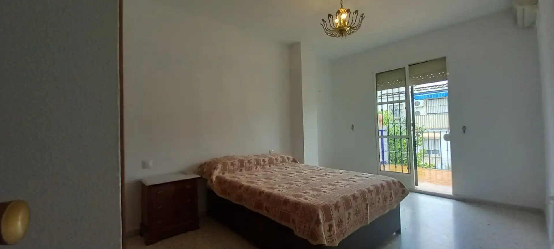 Habitación de Casa adosada en venta en Mairena del Aljarafe con Aire acondicionado, Calefacción y Terraza