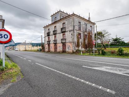 Vista exterior de Casa o xalet en venda en Foz amb Jardí privat i Balcó