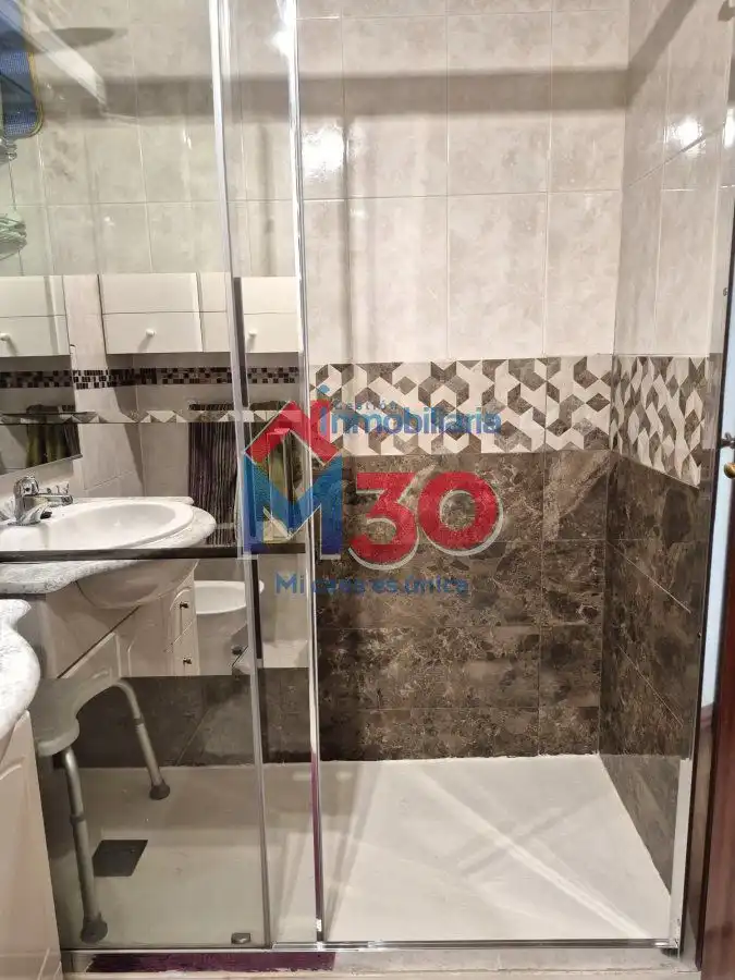 Baño de Piso en venta en Miranda de Ebro con Calefacción, Parquet y Terraza