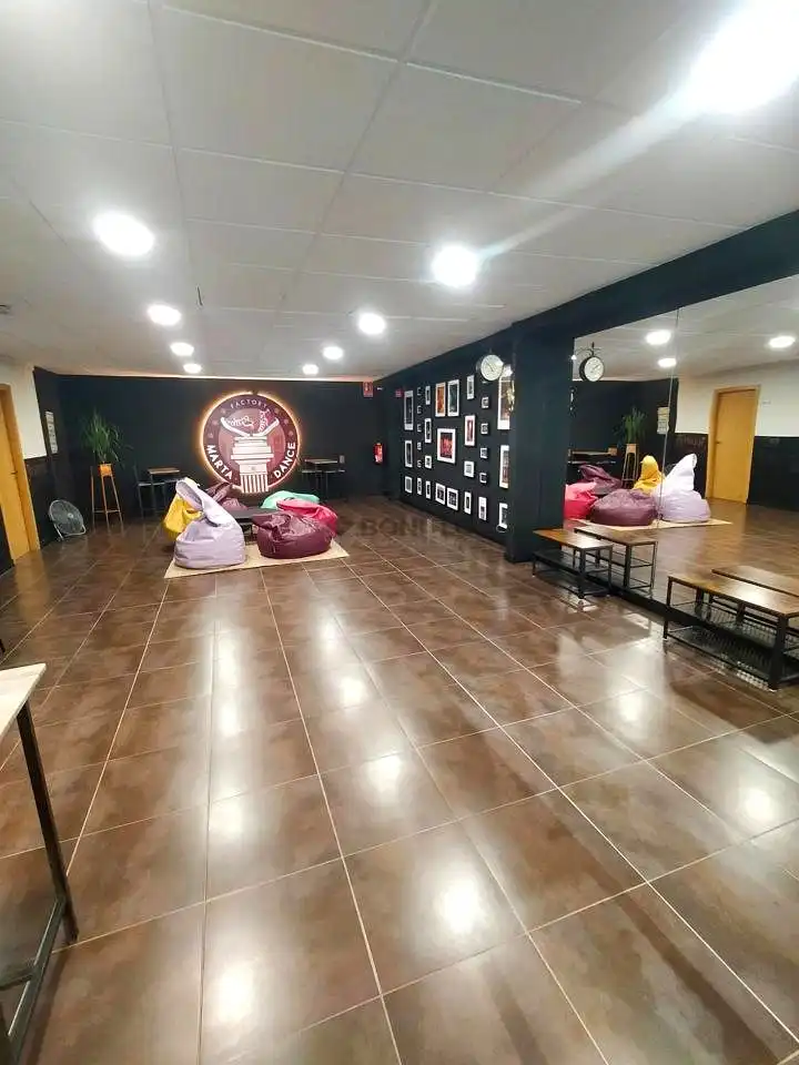 Nave industrial en venta en Zaragoza, El Pinar - San León - Las Viñas