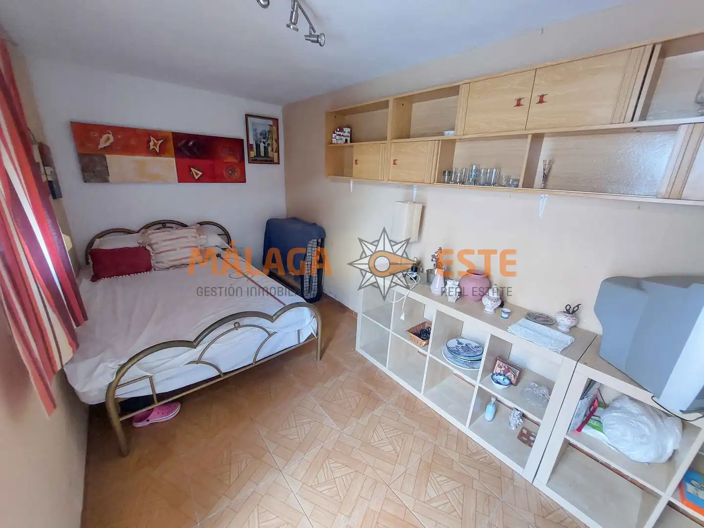 Habitación de Finca rústica en venta en Vélez-Málaga con Aire acondicionado, Terraza y Trastero