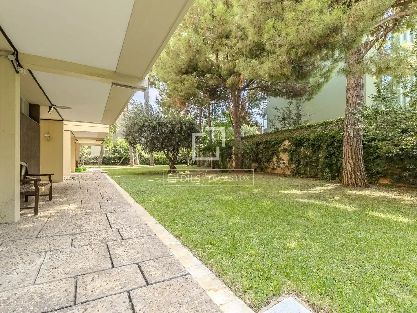 Jardín de Piso en venta en Barcelona con Aire acondicionado, Calefacción y Terraza
