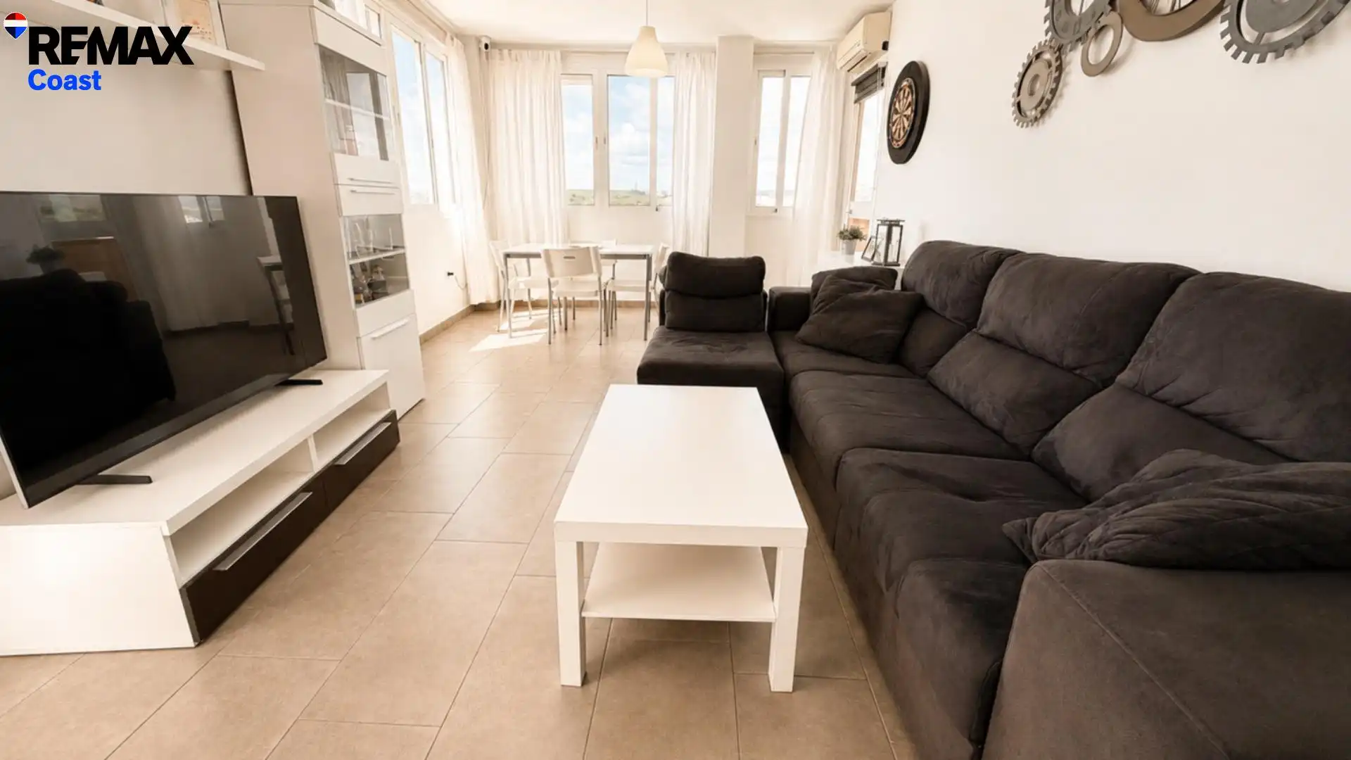 Sala d'estar de Àtic en venda en Estepona amb Aire condicionat i Piscina comunitària