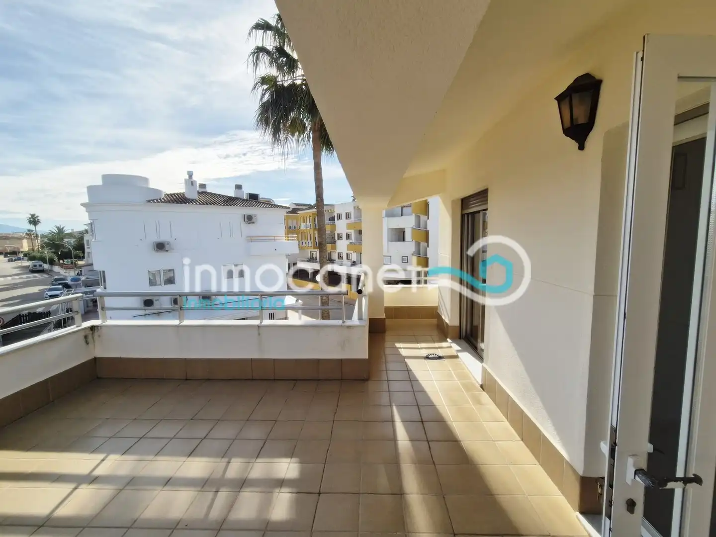 Vista exterior de Casa o xalet en venda en Oliva amb Aire condicionat, Calefacció i Terrassa