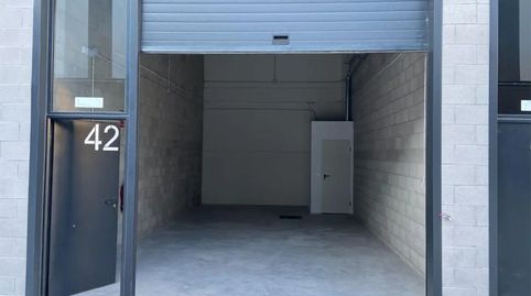 Foto 3 von Fabrikhallen zur Miete in Avenida Gran Bretaña, 6, El Carrascal, Leganés