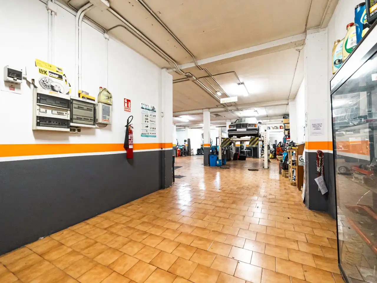 Local comercial en traspaso en Calle Río de Oro 23, imagen 6