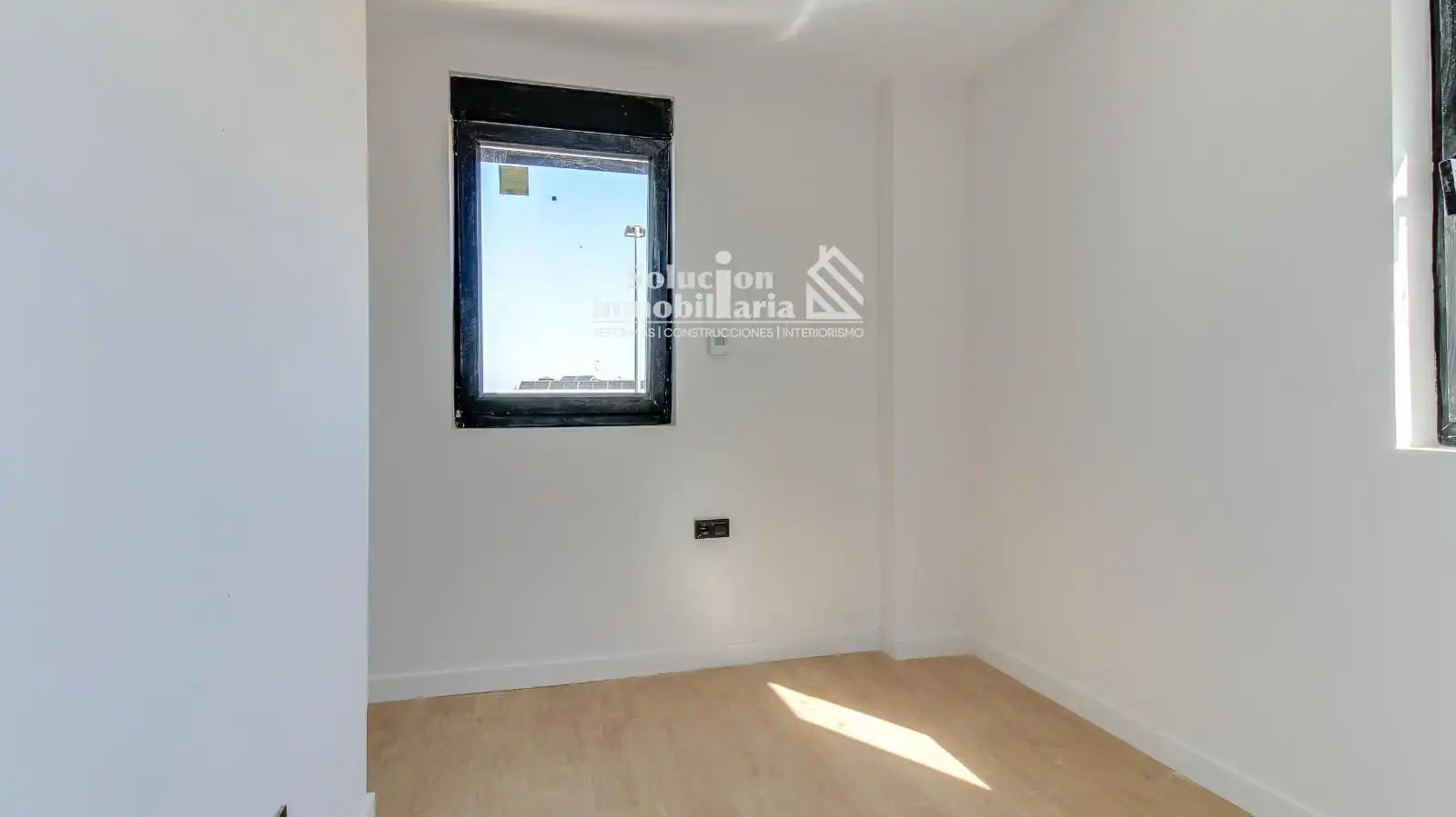 Bedroom of Detached homes for sale in Carbajosa de la Sagrada  with Heating, Terrace and Storage room