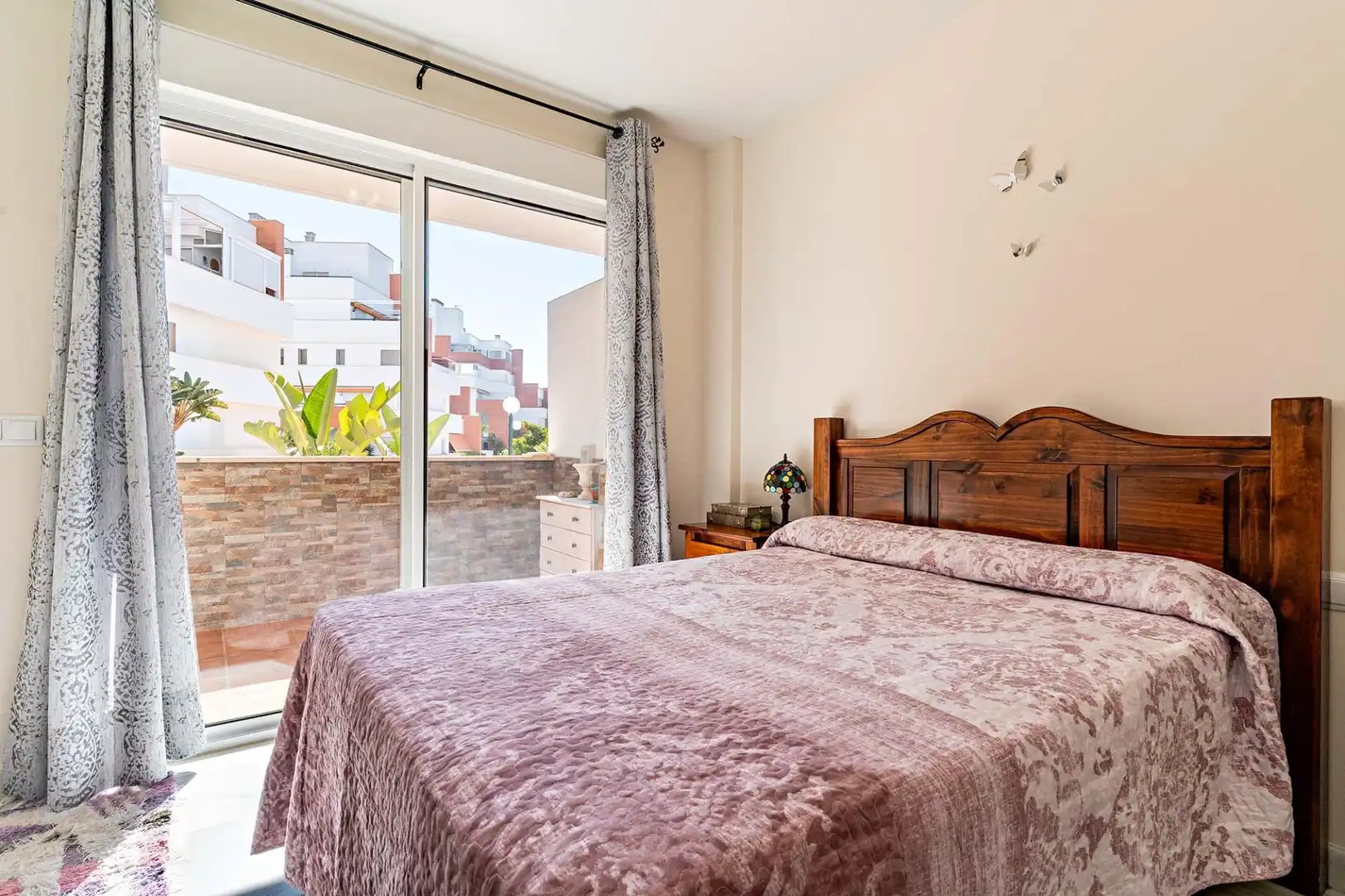 Habitación de Planta baja en venta en Roquetas de Mar con Aire acondicionado, Calefacción y Jardín privado