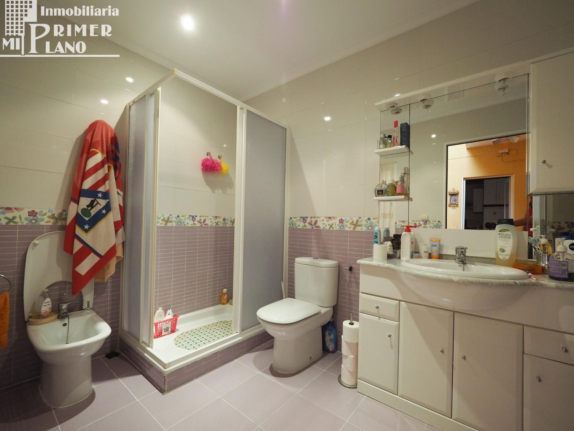 Baño de Casa o chalet en venta en Tomelloso con Calefacción y Terraza
