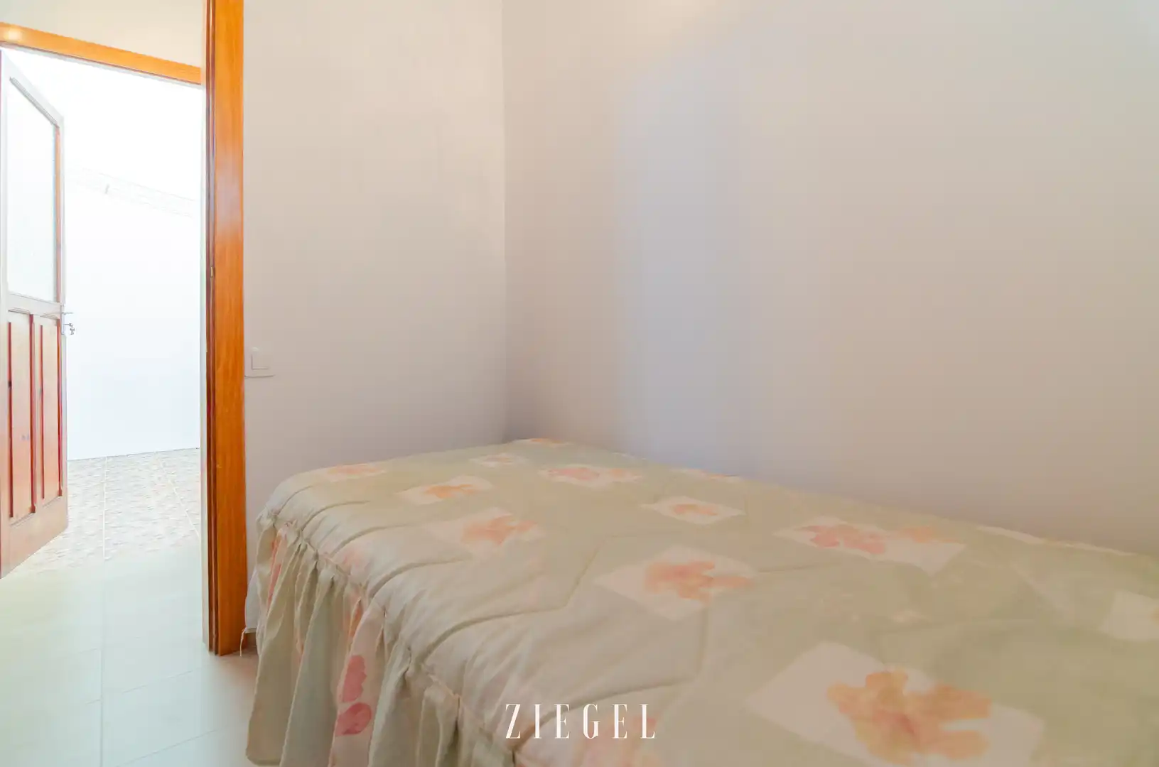 Dormitori de Casa o xalet en venda en Las Palmas de Gran Canaria amb Terrassa, Traster i Balcó